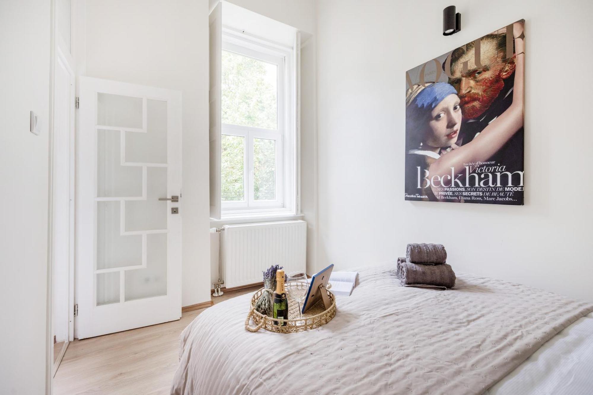 Apartment Chic 3br Heart Of District 7- Gem *