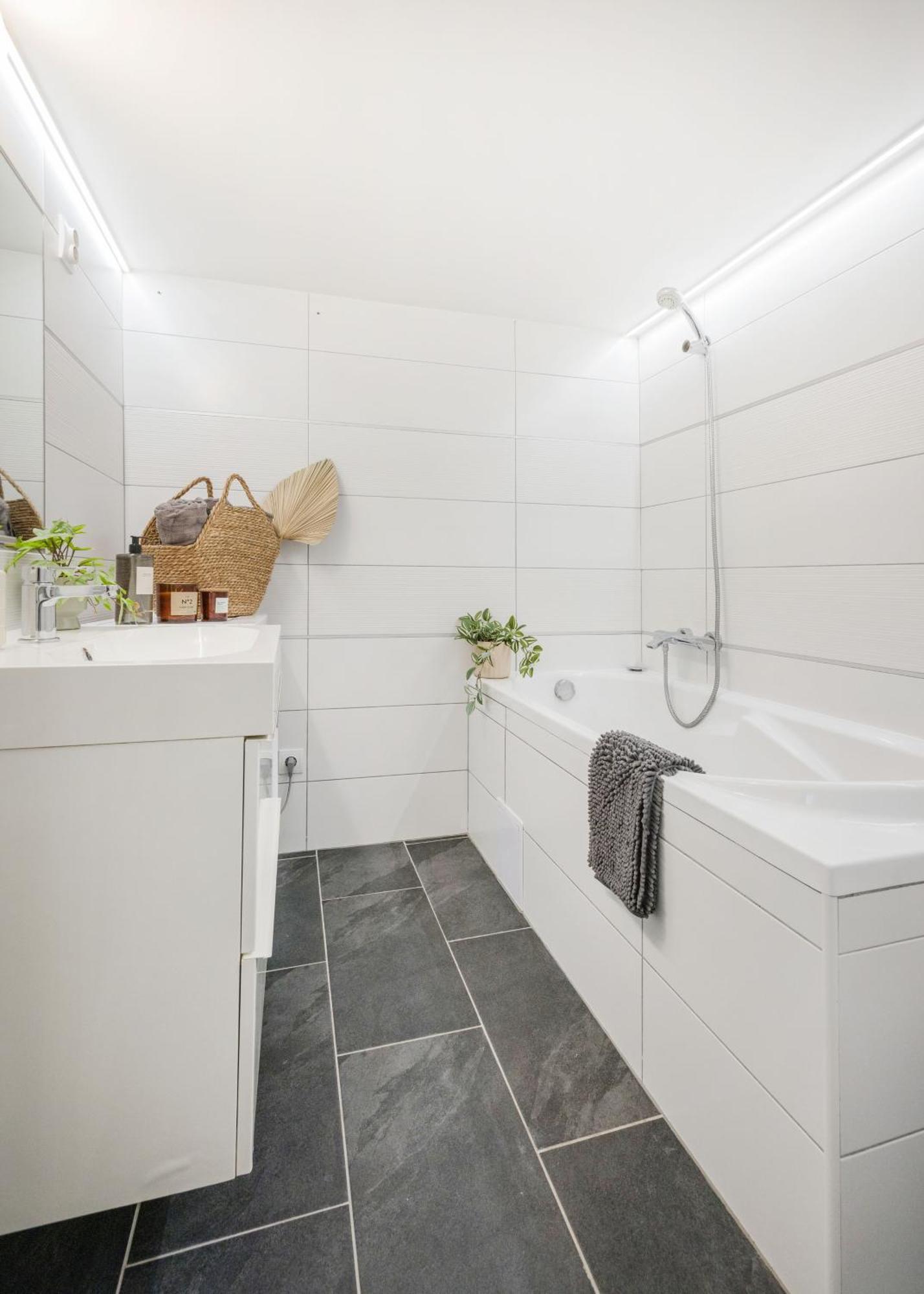 Chic 3br Heart Of District 7- Gem Budapest